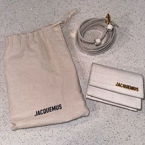 JACQUEMUS
White Croc 'Le Ceinture Bello' Pouch